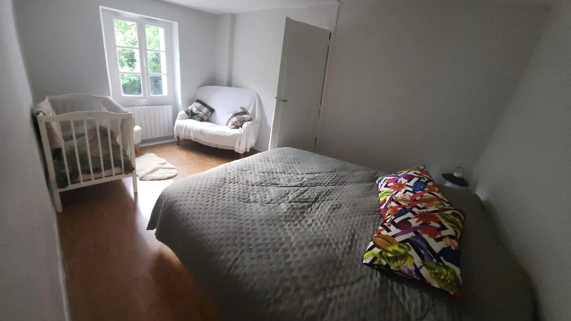 Maison Pyreneene كامبان بيت للعطل